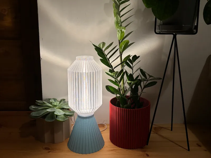 Giant futuristic lamp 100% vase mode (LED Kit 001)