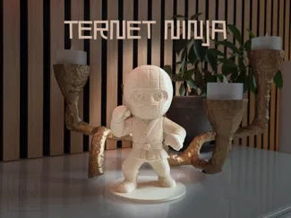 Ternet Ninja (Checkered Ninja) Figurine