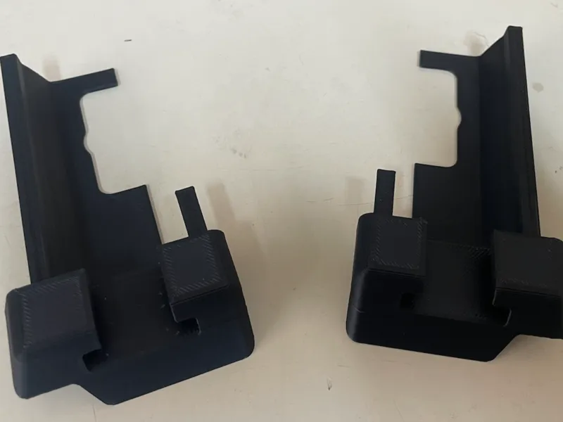 Mercedes Vito w638 plastico tapa guias techo
