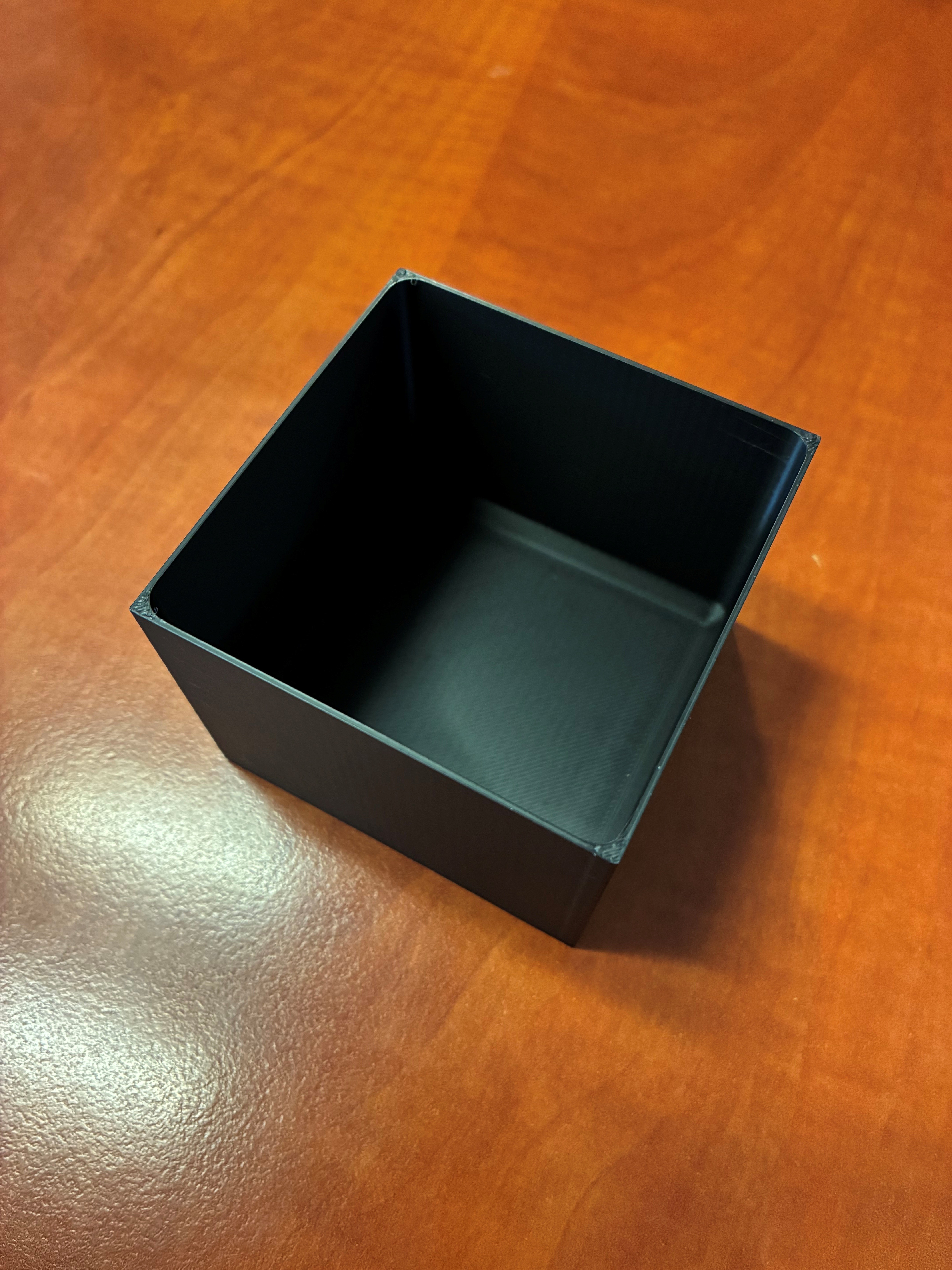 Miniatura 5 do modelo 3D Mini Modular Battery Storage System