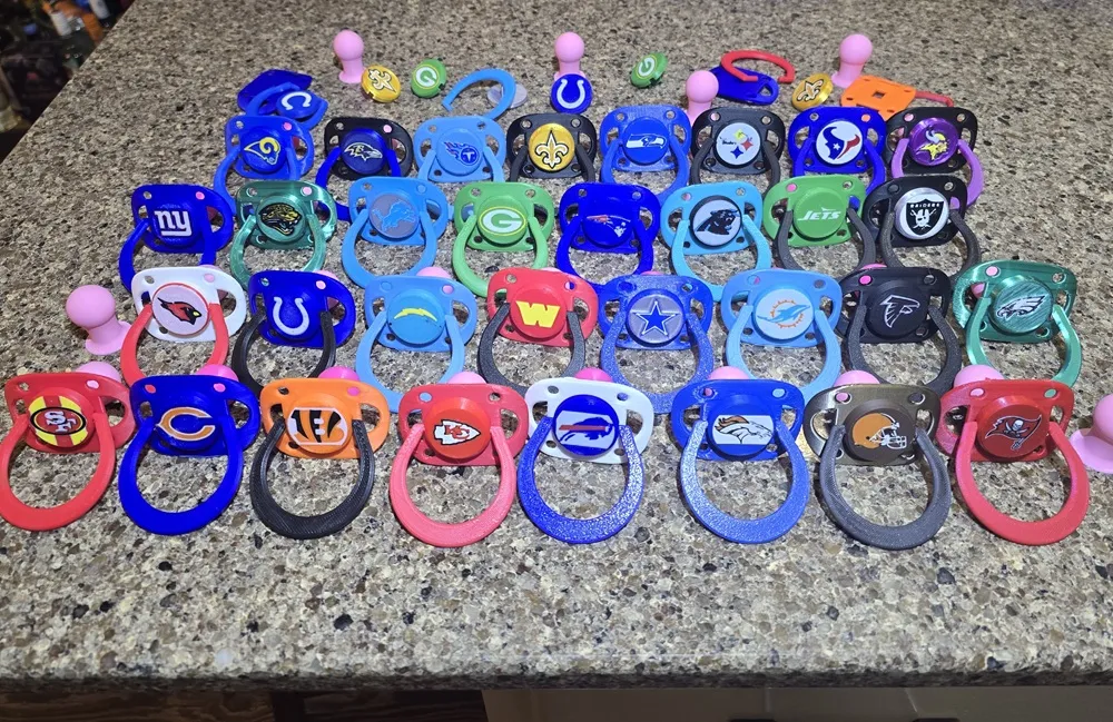 Kansas City Chiefs Big Binky Pacifier by DougBurton1969 MakerWorld ...