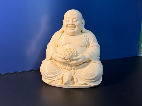 Bouddha souriant au lotus