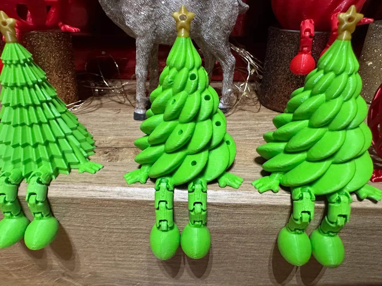 Articulated Christmas Tree v1 decorated view 2