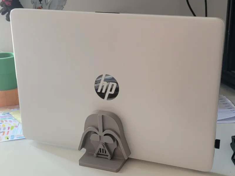 soporte pc portatil vertical darth vader