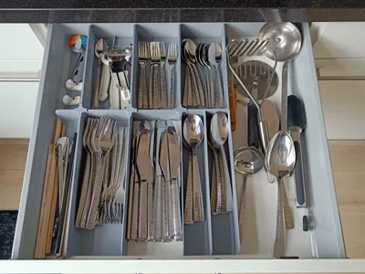 Cutlery drawer boxes