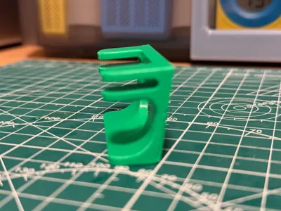 Simple Lid Lifter