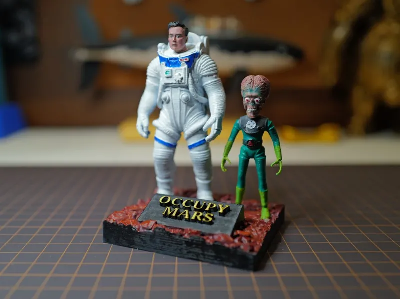 Occupy Mar v2 : with the alien