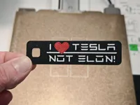 Porte-clés « J'aime Tesla, pas Elon Musk » — photo 2