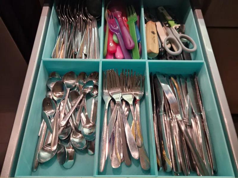 ikea kitchen drawer organizer