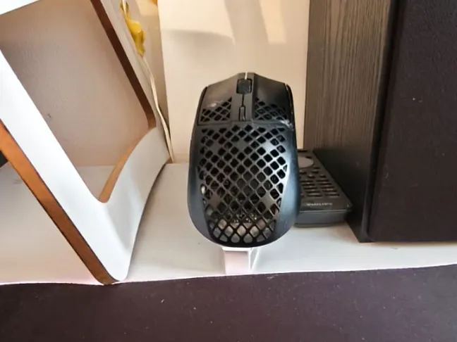 Small Mouse Stand
