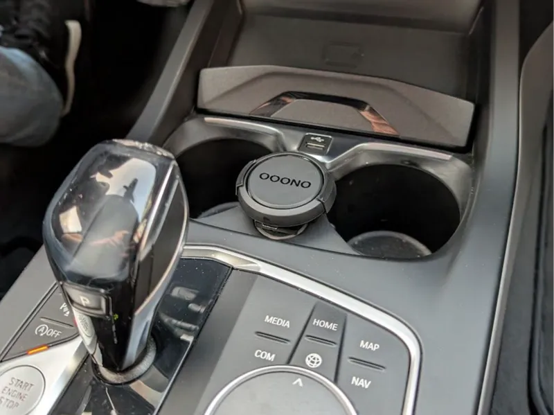 OOONO No2 BMW 12V Holder Halterung