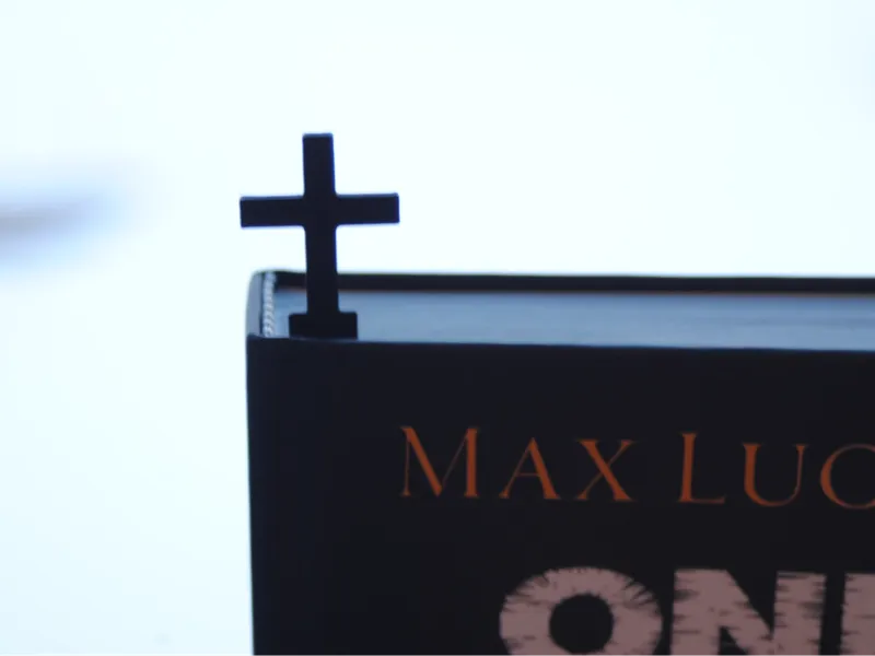 cross bookmark