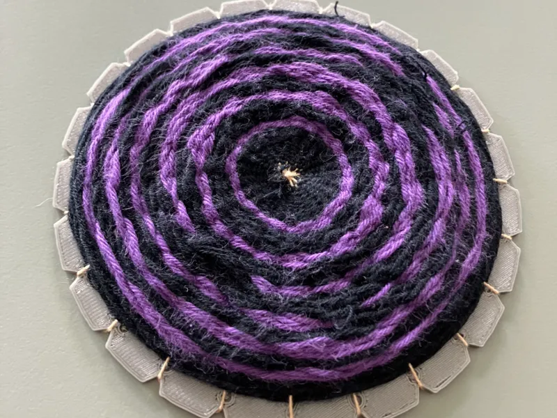 Round loom