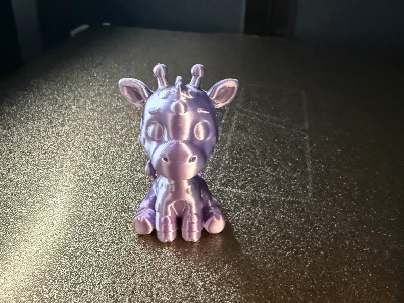 Niedliche Baby-Giraffe