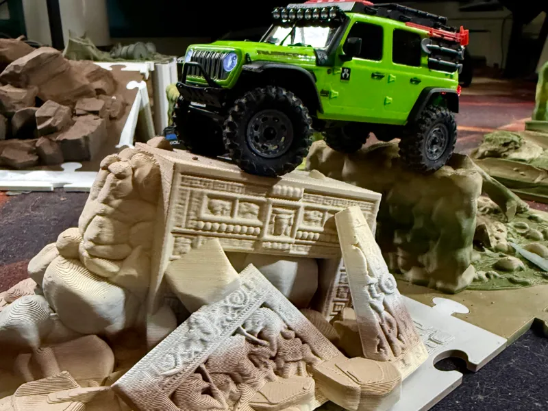 Crawler Tile - Connectable - Temple Gate