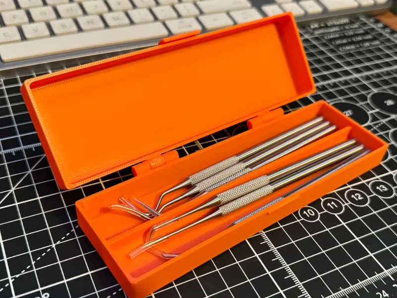 Small Hinged Box