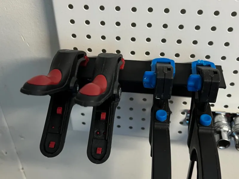 mini-clamp holder for pegboard