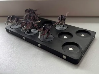 10x 28mm miniature base