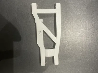 triangle de suspension pour traxxas rustler.3mf