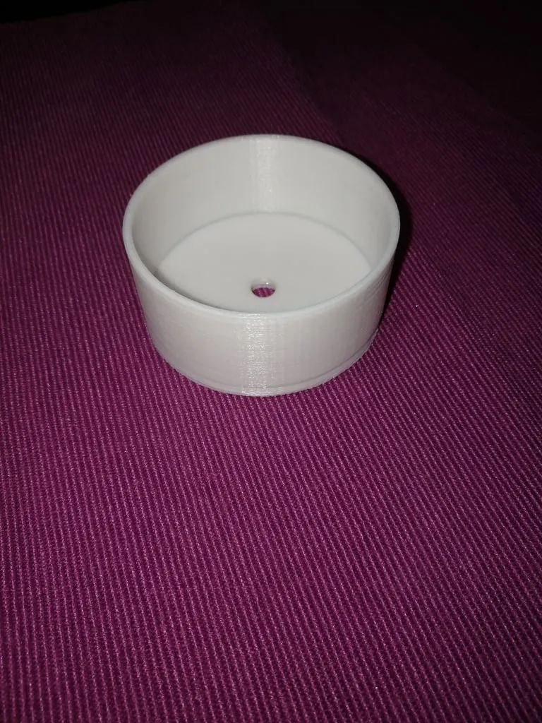 Very simple ceiling lamp cover