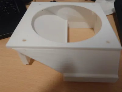 Digitus Lower Cable input slot to 120mm fan