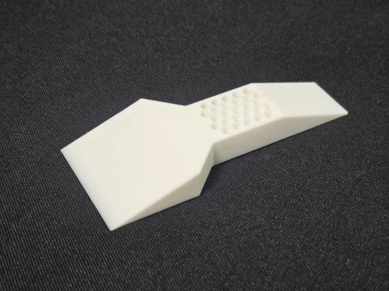 Simple bed scraper