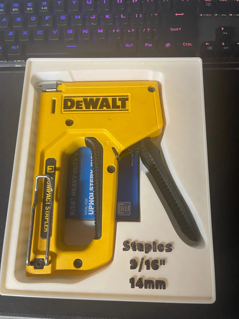 DEWALT_STAPLER_5X4_GRIDFINITY