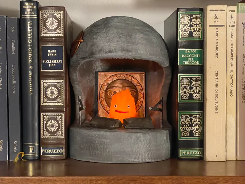 Calcifer Fireplace Book Nook with Tealight