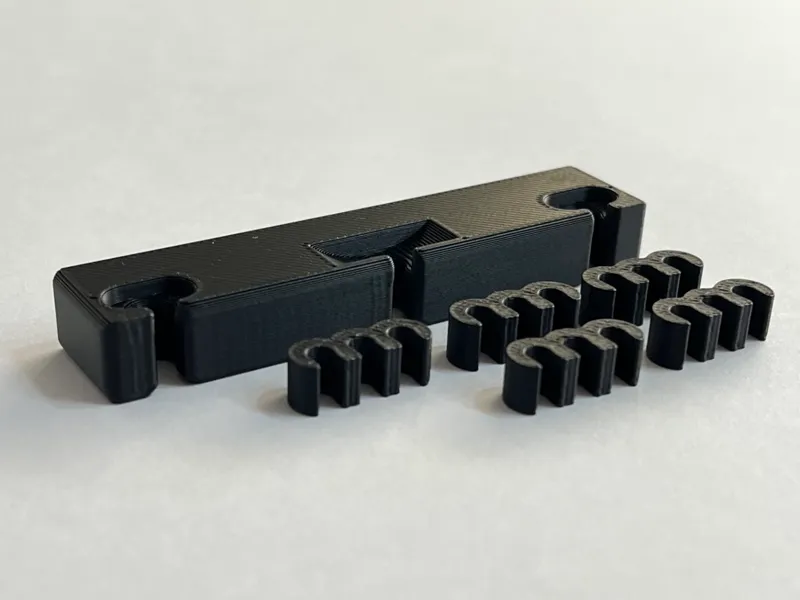 Apple iPhone & Watch Cable Organiser