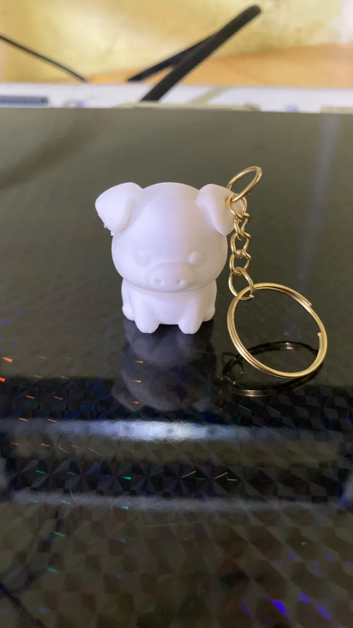 Cute Mini Pig + keychain (Multi-Color) - Free 3D Print Model - MakerWorld