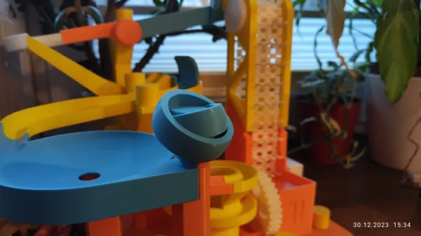 Capuchon de sécurité pour circuit à billes