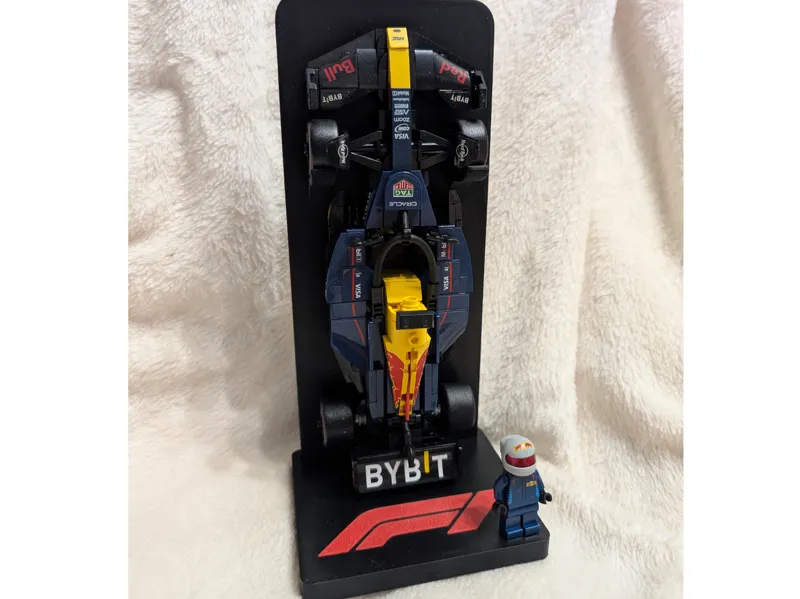 LEGOs Speed Champions F1 Stand Bolid