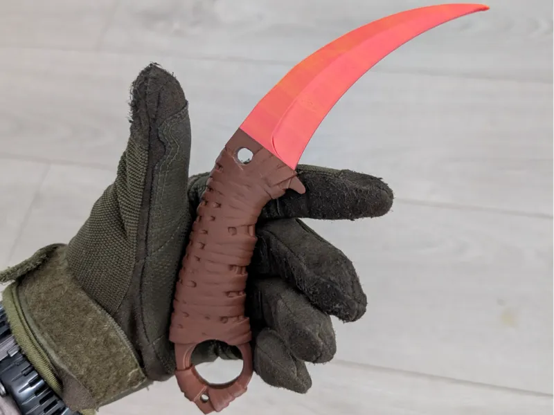 Karambit knife (soldier)