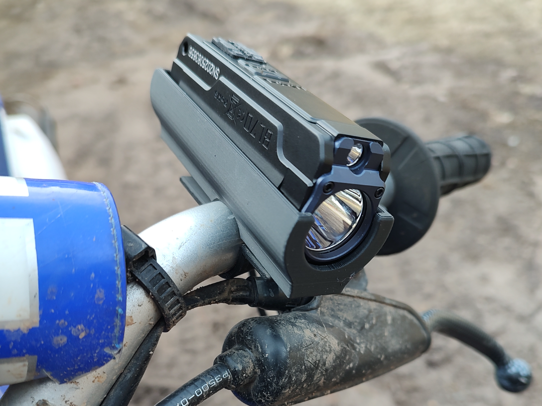 Dirt bike flashlight mount for Imalent bl70
