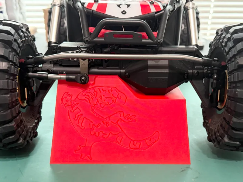 Axial Gilamon Stand