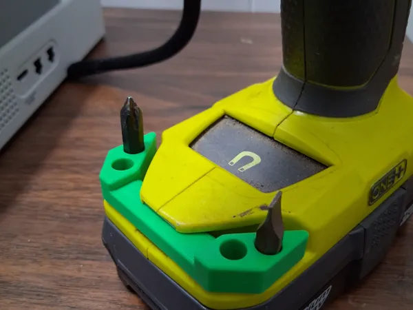 Range-embouts pour perceuse Ryobi