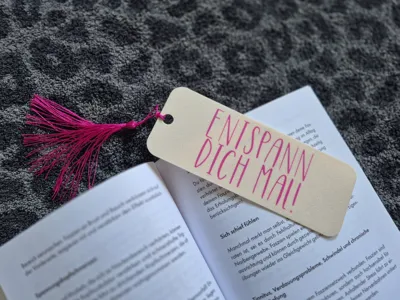 Relax bookmark