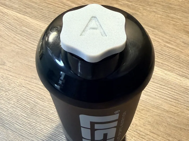 ESN Shaker Bottle Cap personalized (A-Z & 0-9)