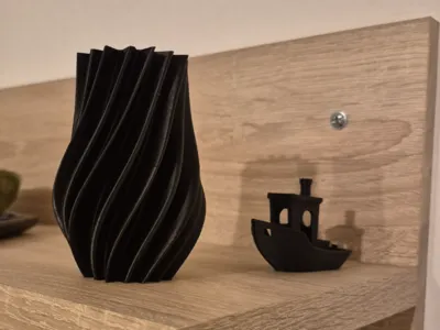 Spiralling Star Vase