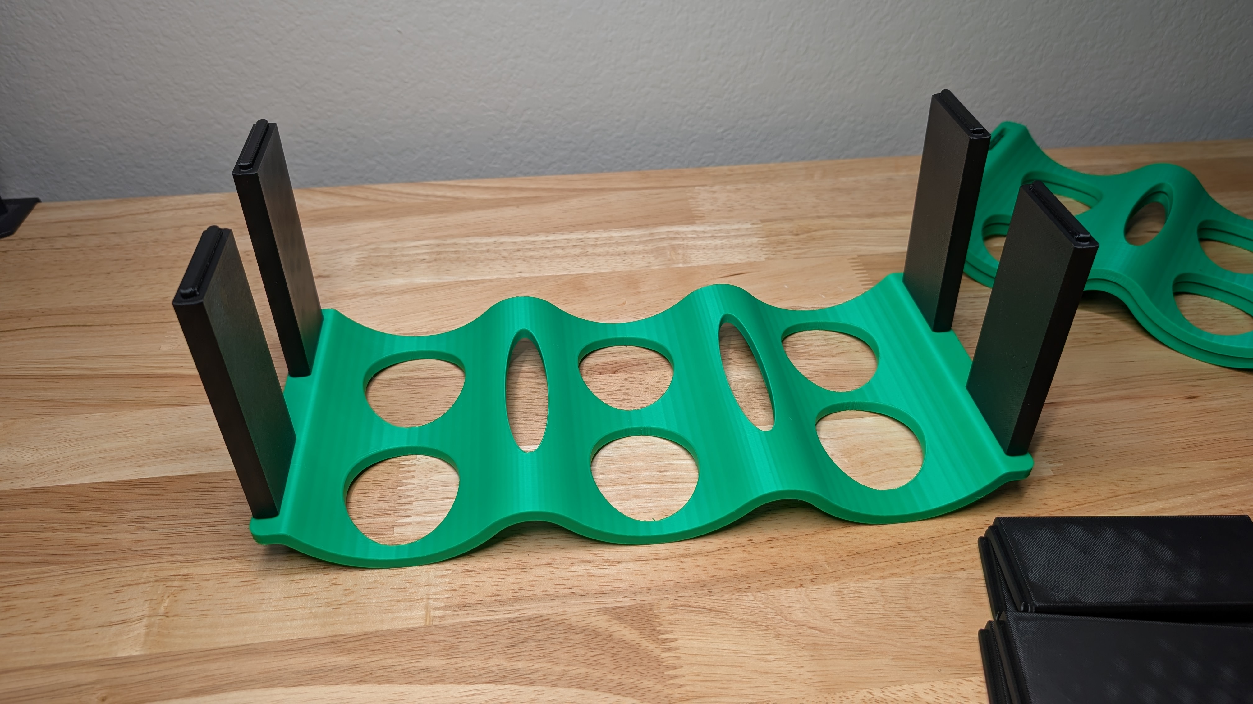 Miniatura 4 do modelo 3D Bottle Rack
