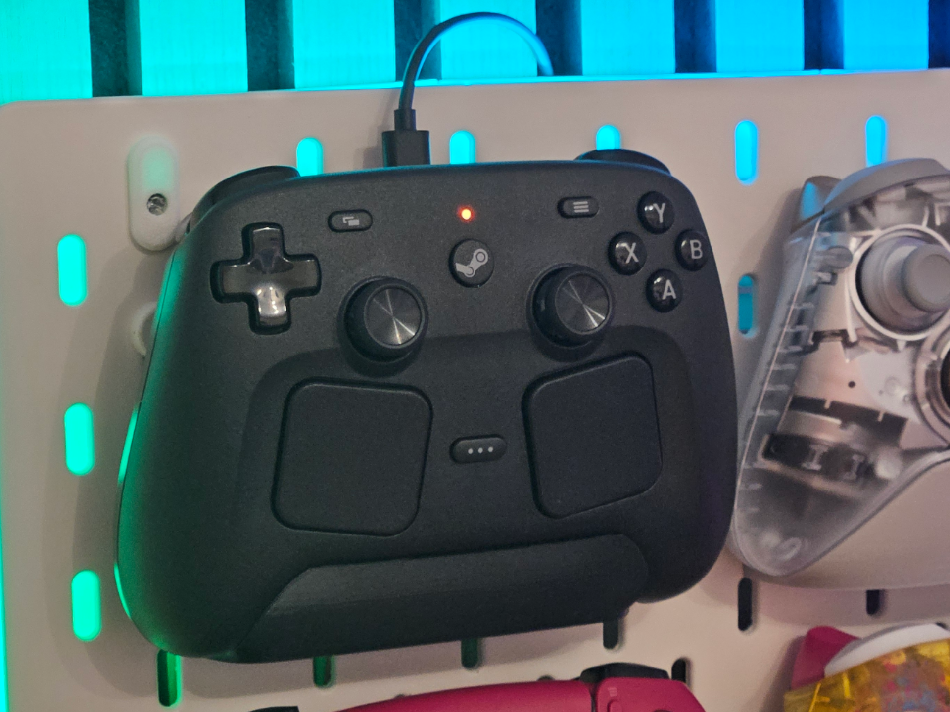 Steam Controller and Puck Holder for Ikea Skadis