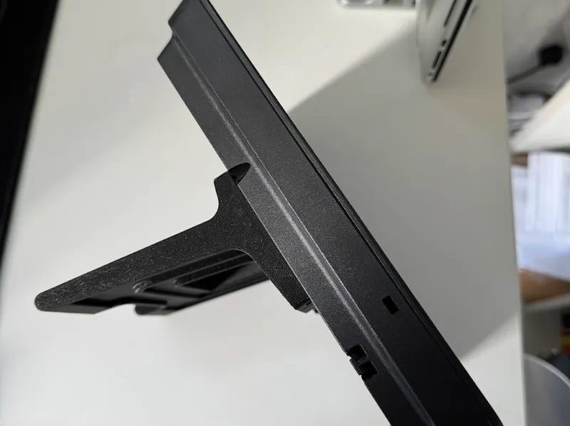 AVAYA 9508, 9608 and 9611 Phone Stand