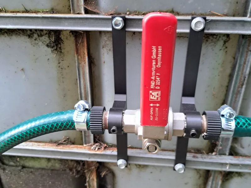 IBC Absperrhahn Halter