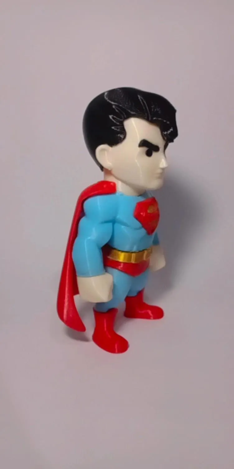 Mini Superman sem AMS - DC Comics - Free 3D Print Model - MakerWorld