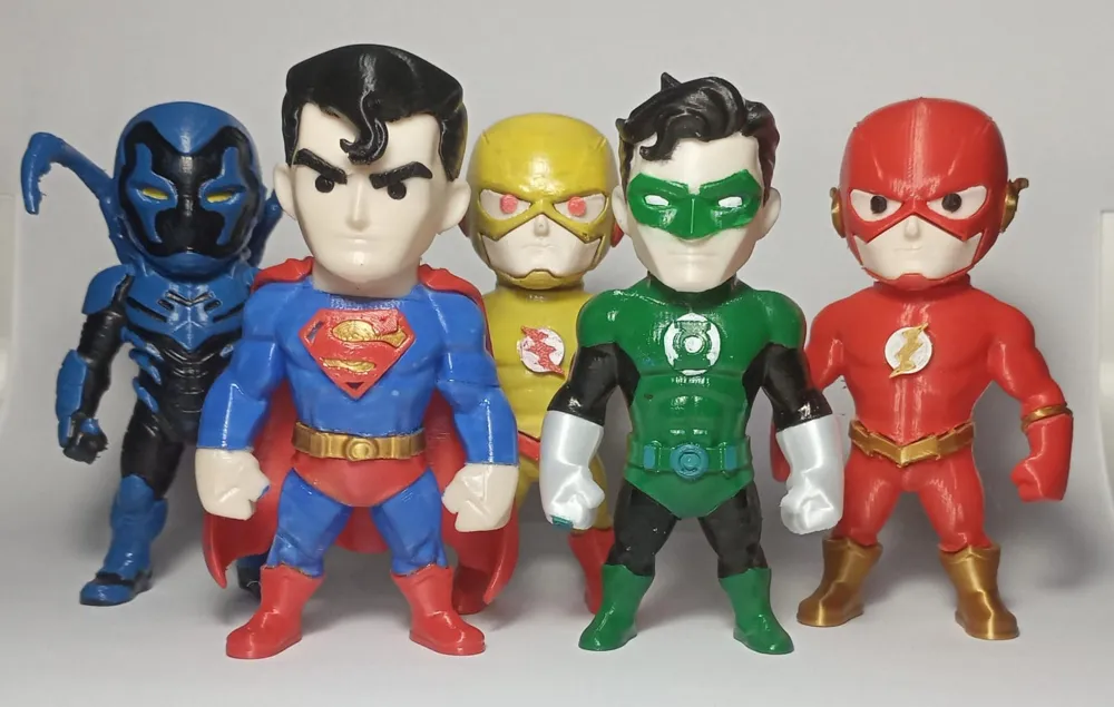 Mini Superman sem AMS - DC Comics - Free 3D Print Model - MakerWorld
