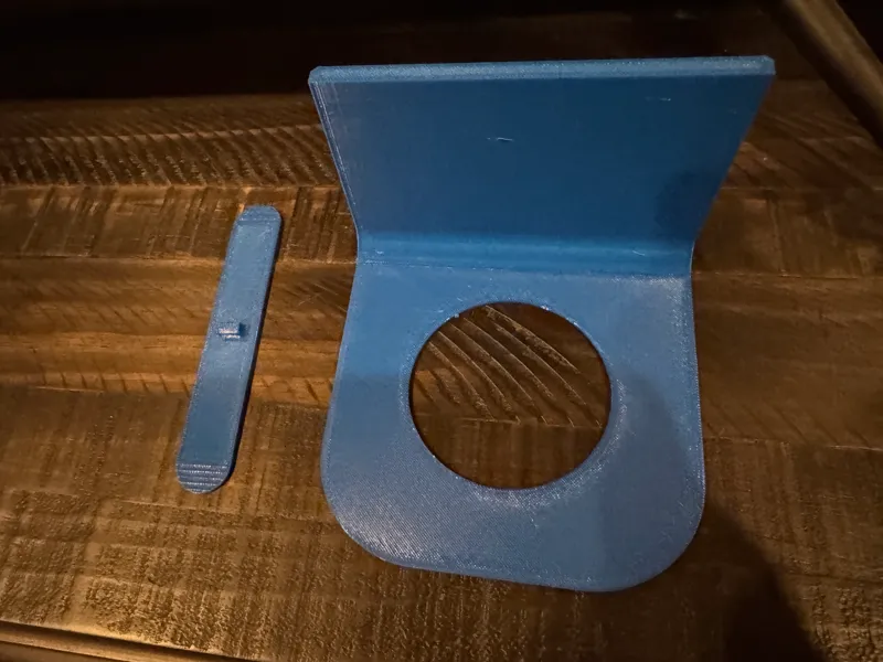 Straight Bed Sheet Holder