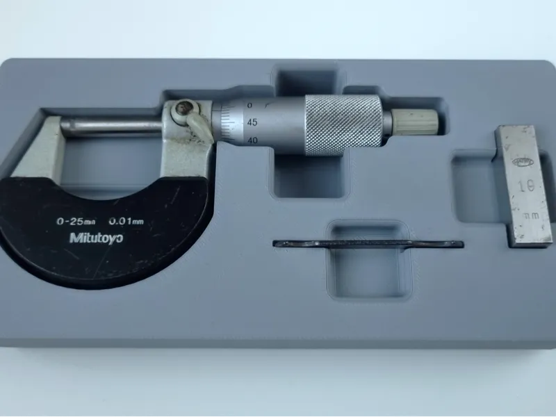 Mitutoyo 102-301 Micrometer Gridfinity holder