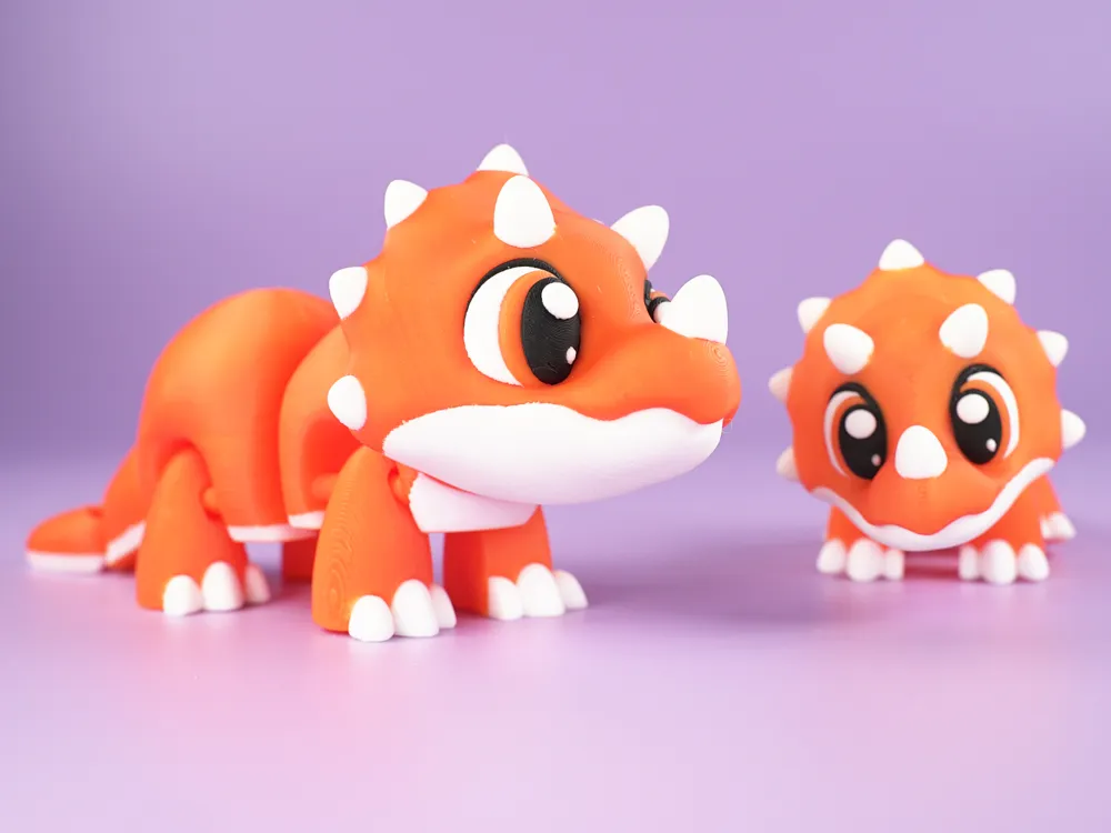 Llavero: Triceratops - Articulated Baby Dino Flexi. Referencia del modelo original.