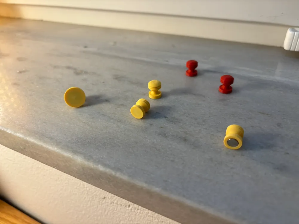 Magnetic pins by skrivkunnig - MakerWorld