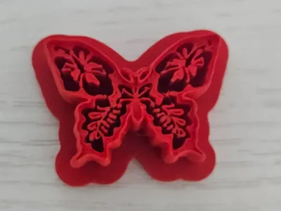 Butterfly Cutter With Flowers